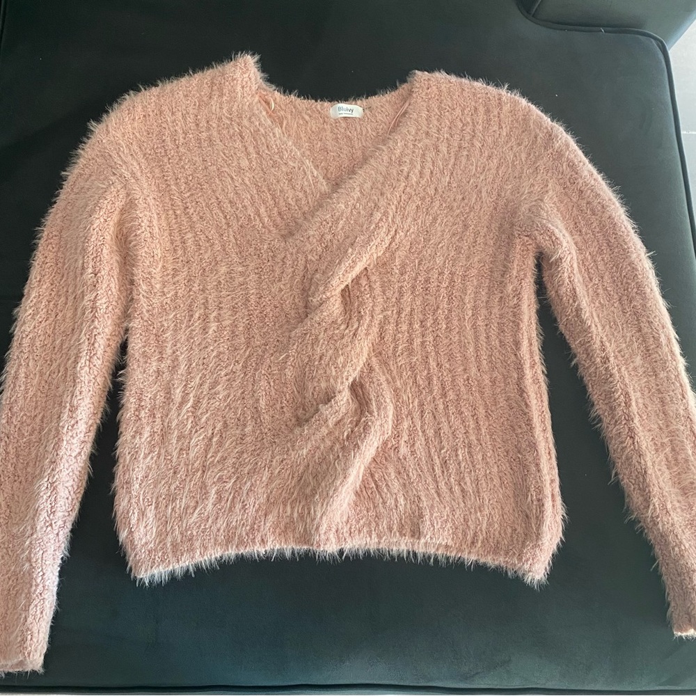 Bluivy dusty rose s/m sweater.